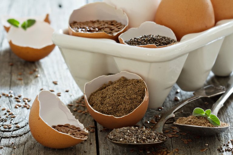 12 Best Substitutes For Eggs In Pancakes (Use These Instead)